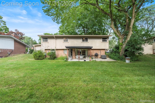 29645 Rock Creek Dr, Southfield, MI 48076 - photo 24