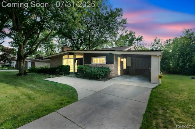 29645 Rock Creek Dr, Southfield, MI 48076 - photo 1