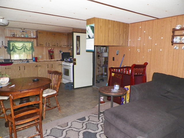 611 Yosemite Rd, Cadillac, MI 49601 - photo 9