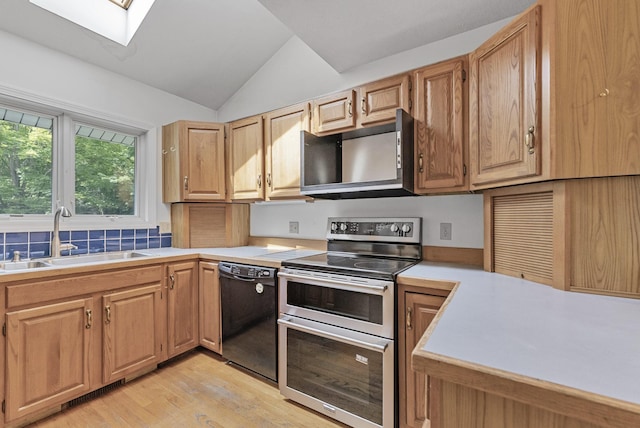 9771 E Avondale Ln, Traverse City, MI 49684 - photo 33