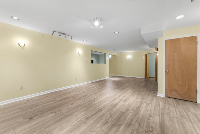 9771 E Avondale Ln, Traverse City, MI 49684 - photo 58