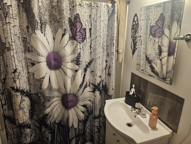 437 N Center St, Hartford, MI 49057 - photo 17
