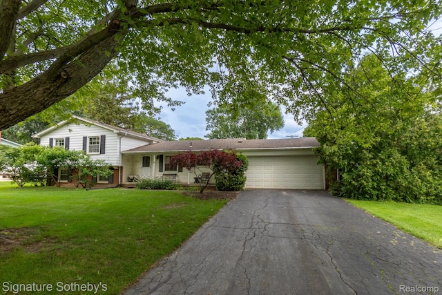 28542 Kendallwood Dr, Farmington Hills, MI 48334 - photo 1