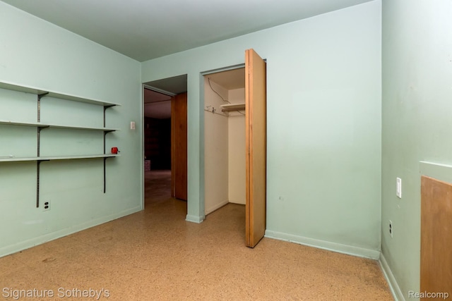 28542 Kendallwood Dr, Farmington Hills, MI 48334 - photo 44