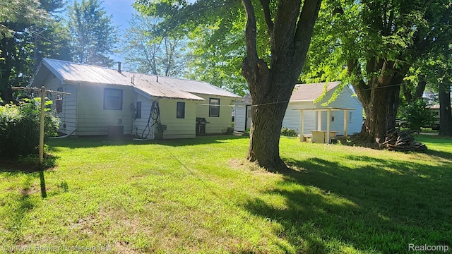 5847 W Lapeer Rd, North Branch, MI 48461 - photo 4