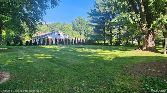 5847 W Lapeer Rd, North Branch, MI 48461 - photo 3