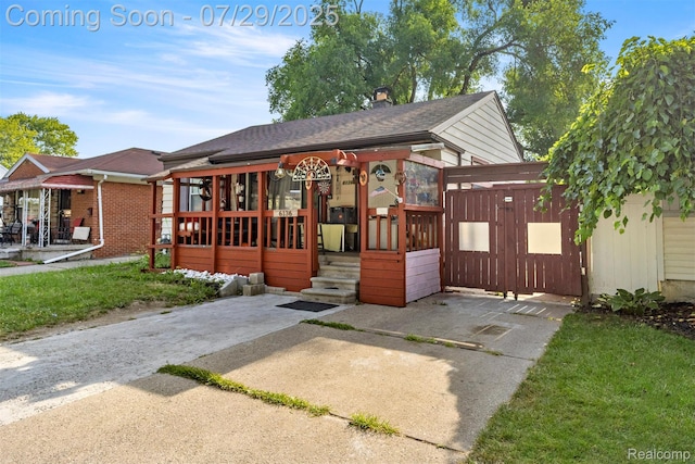 6136 Brace St, Detroit, MI 48228 - photo 2