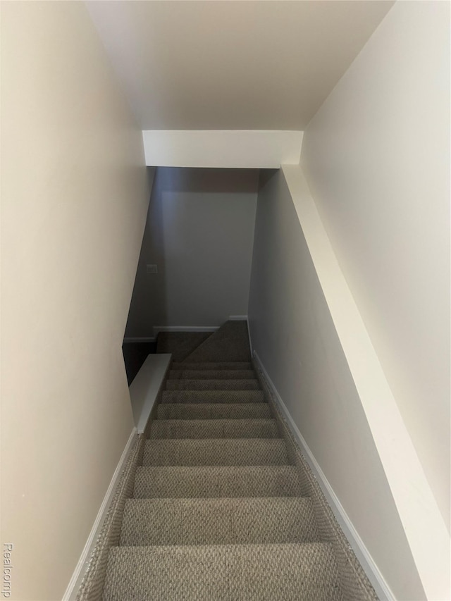 5245 Riverwalk Trl, West Bloomfield, MI 48382 - photo 41