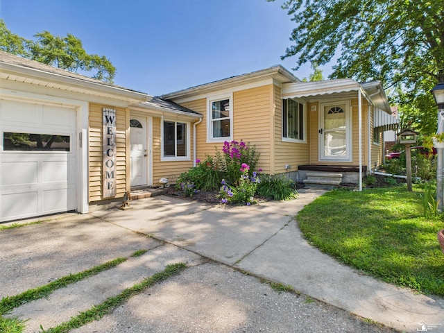 2080 Hollywood Dr, Monroe, MI 48162 - photo 3
