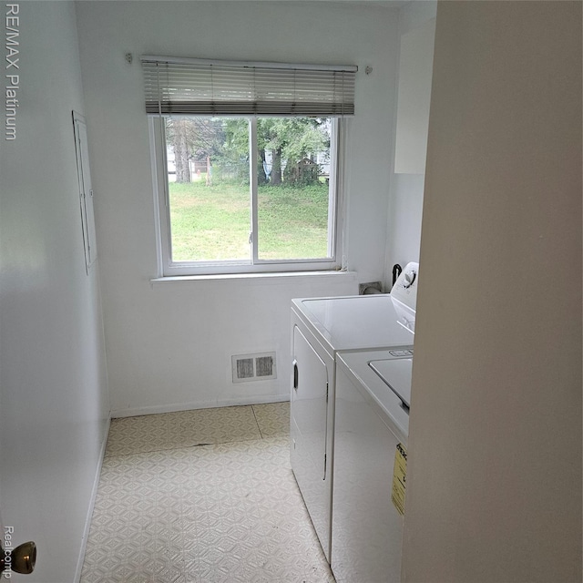 796 Devonshire Blvd, Brighton, MI 48116 - photo 2