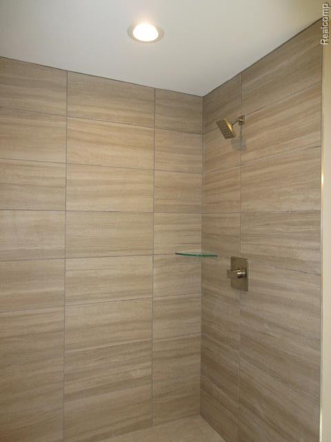 16085 Catalpa, Holly, MI 48442 - photo 23