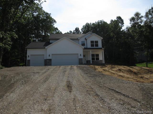 16085 Catalpa, Holly, MI 48442 - photo 2