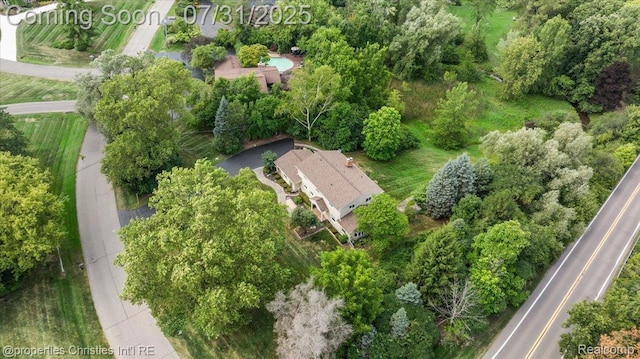 3010 Parkland Dr, West Bloomfield, MI 48322 - photo 4