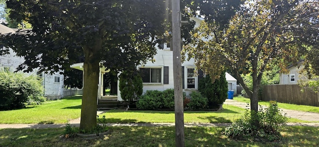 9 Cole St, Quincy, MI 49082 - photo 3