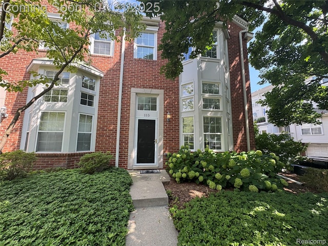 115 N Georgetown Sq Unit 10, Royal Oak, MI 48067 - photo 1