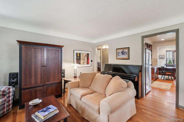 912 Cedar Hill Dr, Royal Oak, MI 48067 - photo 6