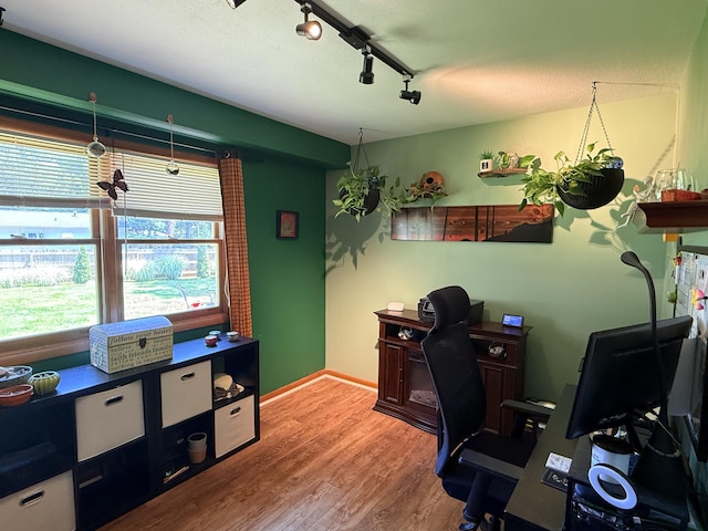 690 W Wedgewood Dr, Muskegon, MI 49445 - photo 19