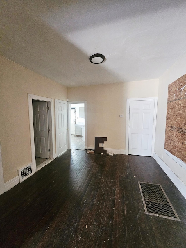 3855 Harding St, Detroit, MI 48214 - photo 2