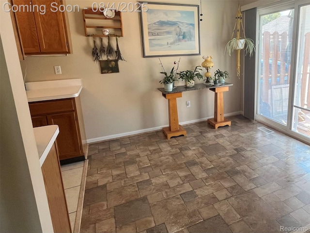 839 Oakwood Dr, Howell, MI 48843 - photo 8