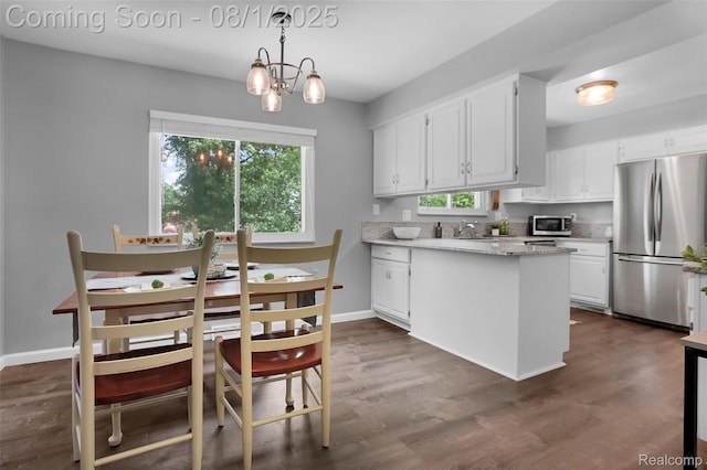 9851 Atwood Dr, South Lyon, MI 48178 - photo 8