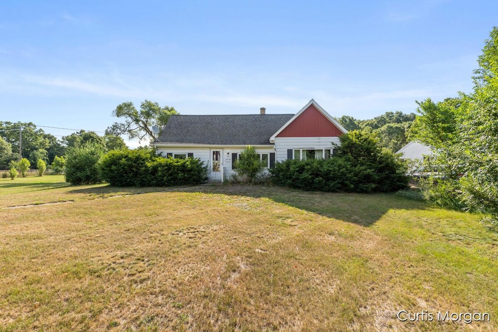 1044 N Green Creek Rd, Muskegon, MI 49445 - photo 1