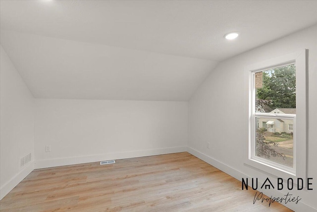 548 Eastern Ave NE, Grand Rapids, MI 49503 - photo 27