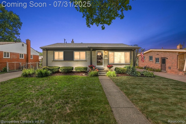 1197 Shenandoah Dr, Clawson, MI 48017 - photo 1