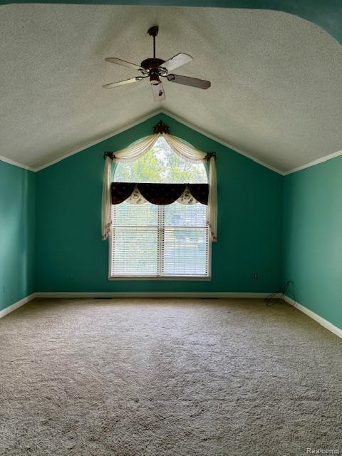 285 W Irwin St, Bad Axe, MI 48413 - photo 10