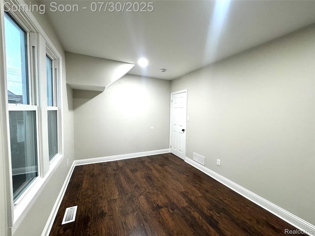 9836 Dequindre St, Hamtramck, MI 48212 - photo 6