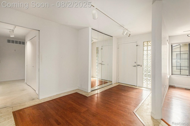 6964 Pebblecreek Woods Dr Unit 117, West Bloomfield, MI 48322 - photo 4
