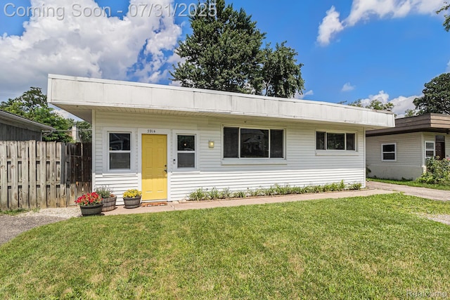 3914 Cresthaven Dr, Waterford, MI 48328 - photo 2