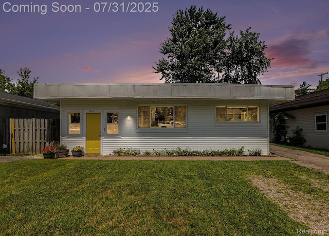 3914 Cresthaven Dr, Waterford, MI 48328 - photo 1