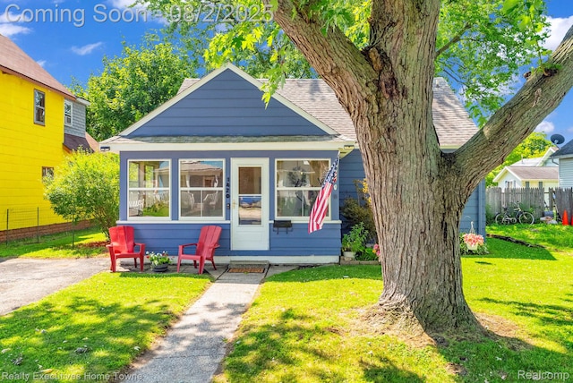 1420 Carleton St, Port Huron, MI 48060 - photo 1
