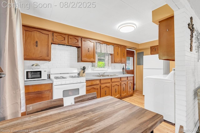 1420 Carleton St, Port Huron, MI 48060 - photo 15