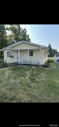 2236 Bancroft St, Saginaw, MI 48601 - photo 1