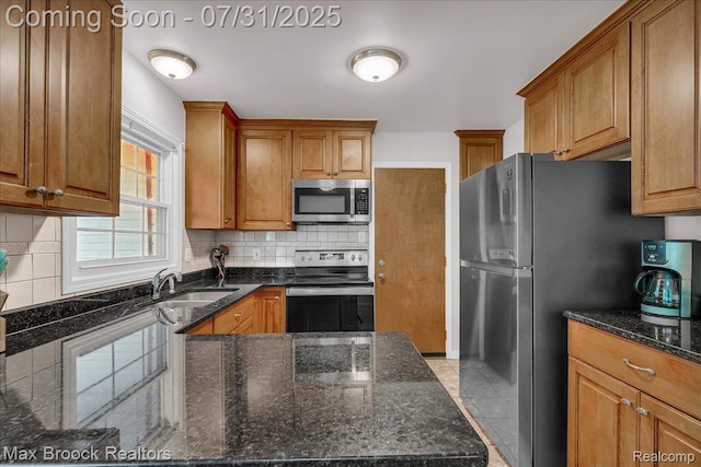 536 Fox River Dr, Bloomfield Hills, MI 48304 - photo 11