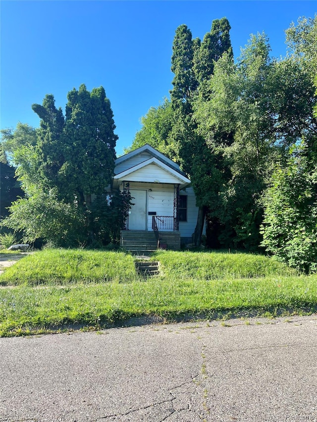 2429 Brown St, Flint, MI 48503 - photo 2