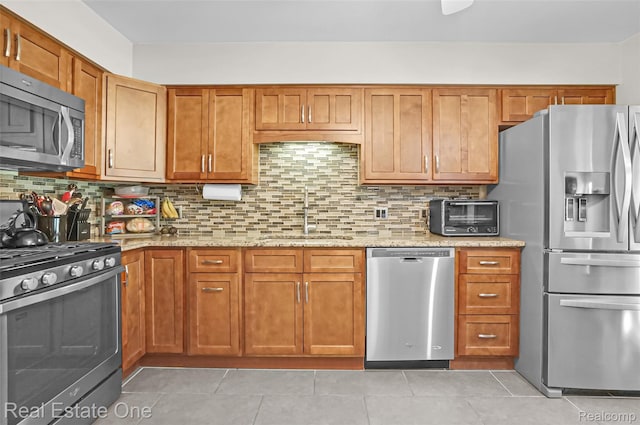 751 Eastbridge Ct, Rochester Hills, MI 48307 - photo 13