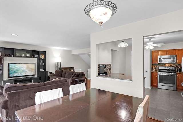 751 Eastbridge Ct, Rochester Hills, MI 48307 - photo 9