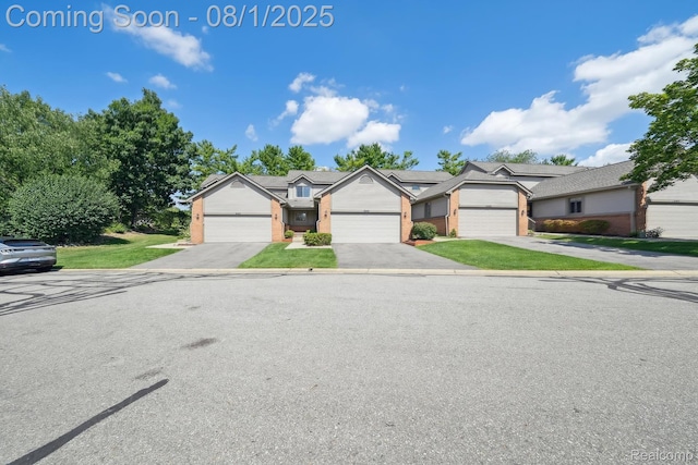 999 Hickory Dr, Brighton, MI 48116 - photo 3