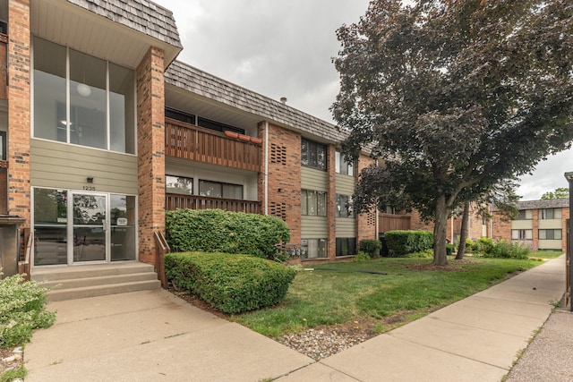 1235 S Maple Rd Unit 202, Ann Arbor, MI 48103 - photo 4