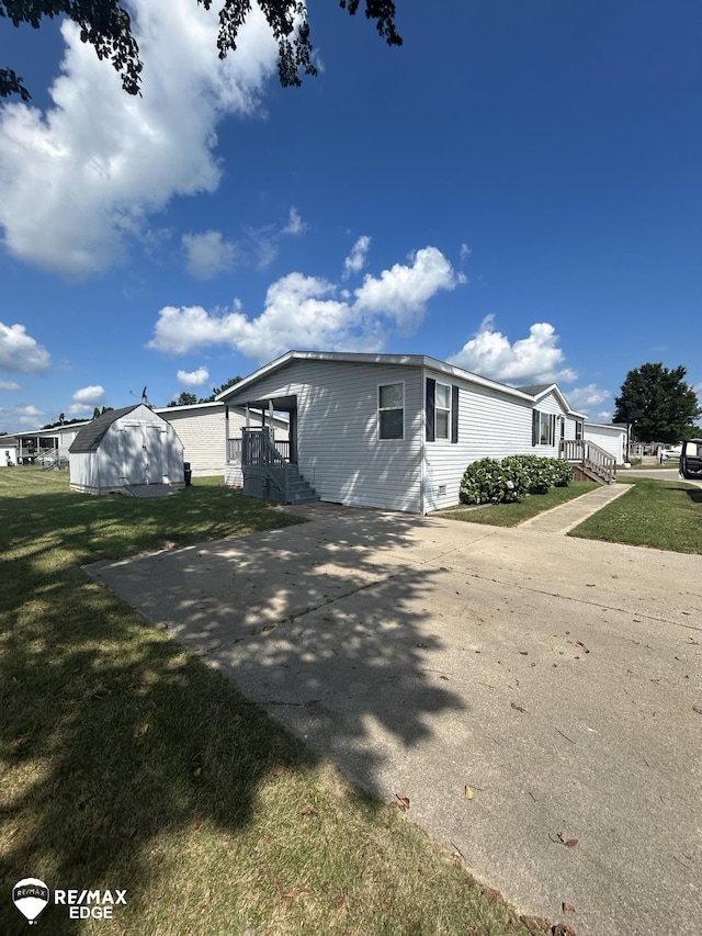 475 White Willow Dr, Flint, MI 48506 - photo 18