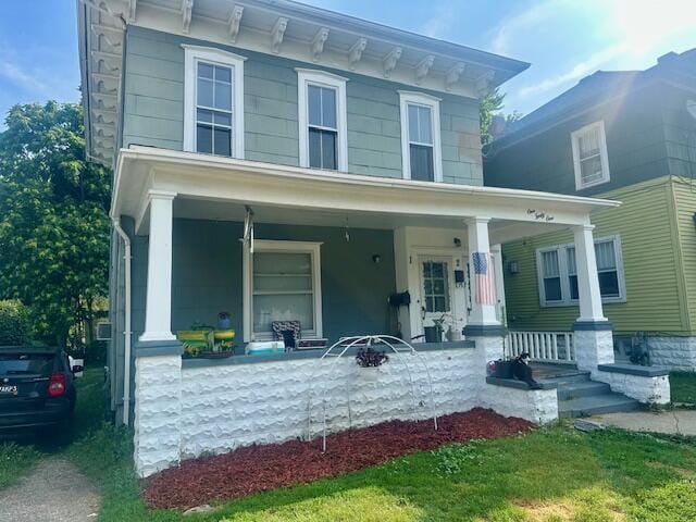 141 E Maple Ave, Adrian, MI 49221 - photo 1