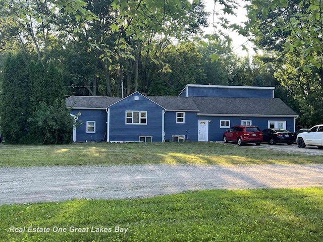 1205 N Miller Rd, Saginaw, MI 48609 - photo 1