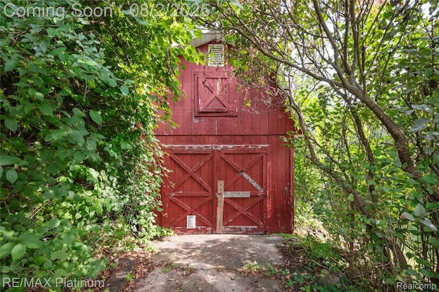 15451 Whitaker Rd, Linden, MI 48451 - photo 6