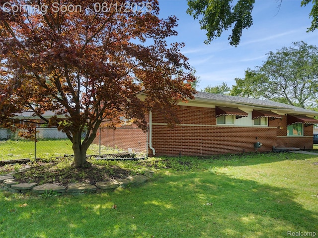 31310 Pinto Dr, Warren, MI 48093 - photo 2