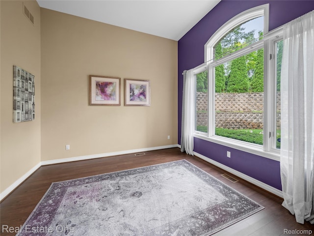 5471 Parkside Dr, Brighton, MI 48114 - photo 4