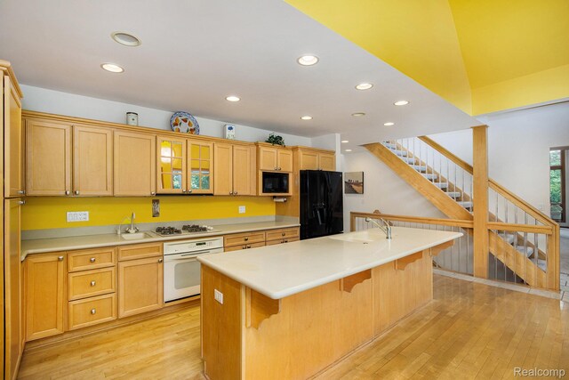 1181 Abseguami Trl, Lake Orion, MI 48362 - photo 24
