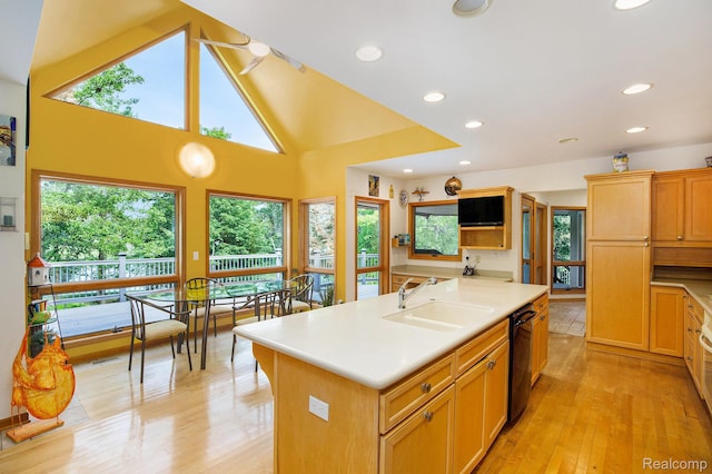 1181 Abseguami Trl, Lake Orion, MI 48362 - photo 22