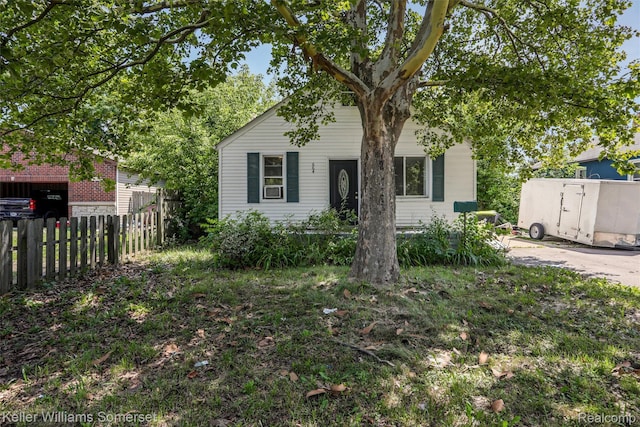 664 Emerson Ave, Pontiac, MI 48340 - photo 3